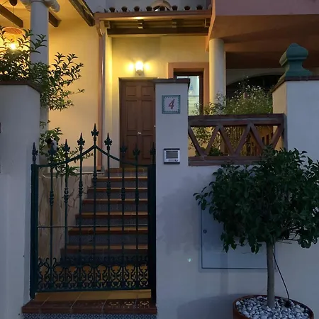 Con Vistas Y Piscina Privada